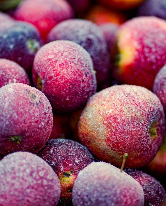 The Art of Drawing Readers In: Your attractive post title goes here A vibrant close-up of frosty red apples, perfect for food and seasonal themes.